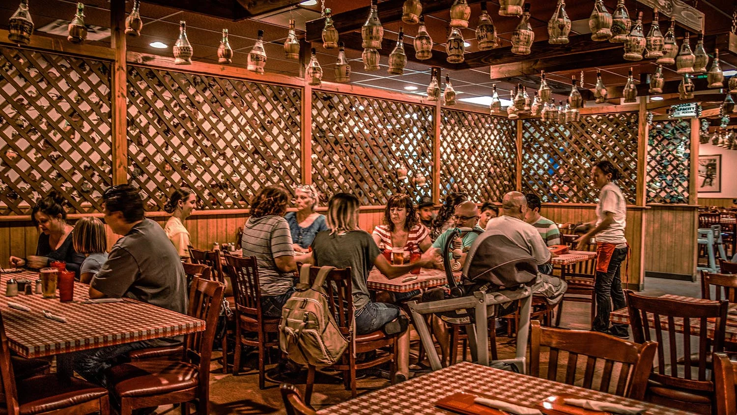 filippi's pizza grotto, filippi's pizza, pizza near me, italian